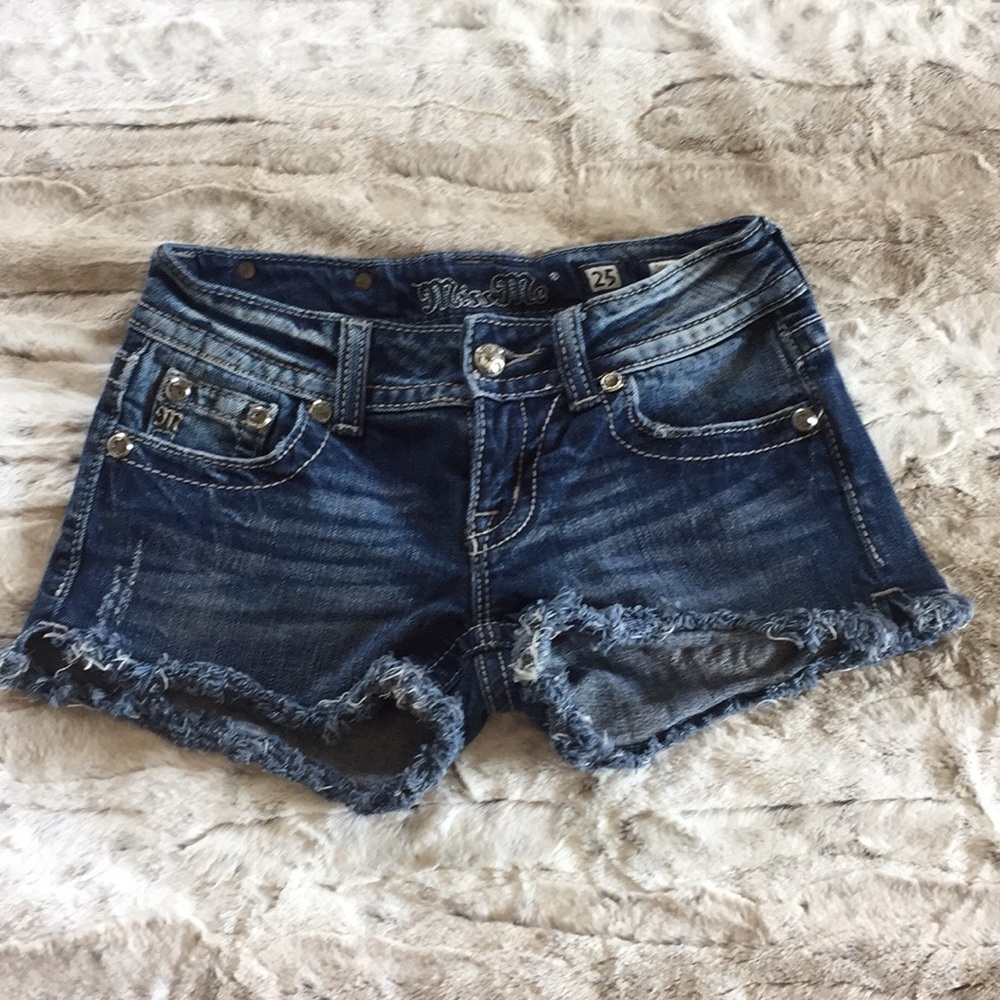 🌟MISS ME SEQUIN AND FRAYED JEAN SHORTS🌟